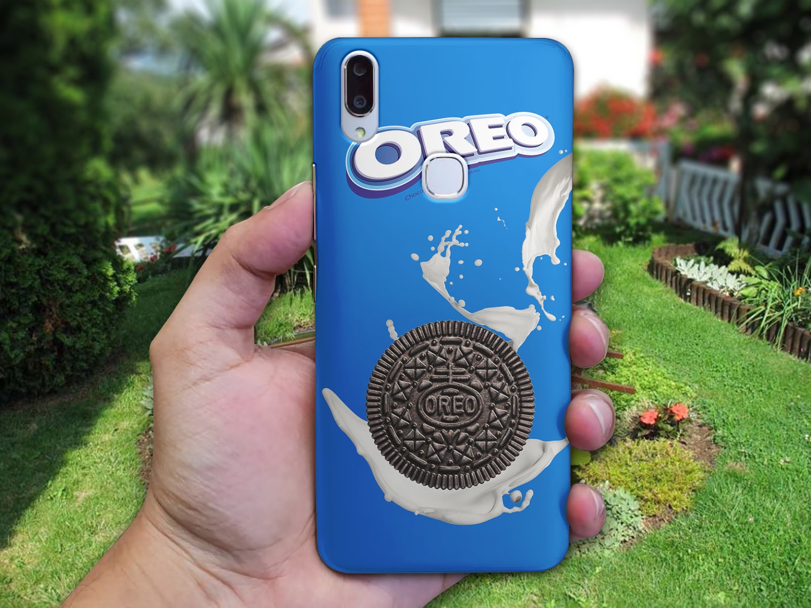 These free mockup set can be good for implementing a lot of designers ideas as well. Get 18 File Mockup Case Plp