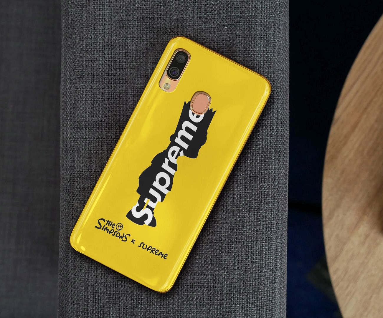 It includes 3 iphones, which allows you to present 3 different iphone cases design. Mockup Case Samsung A40 Psd Gratis